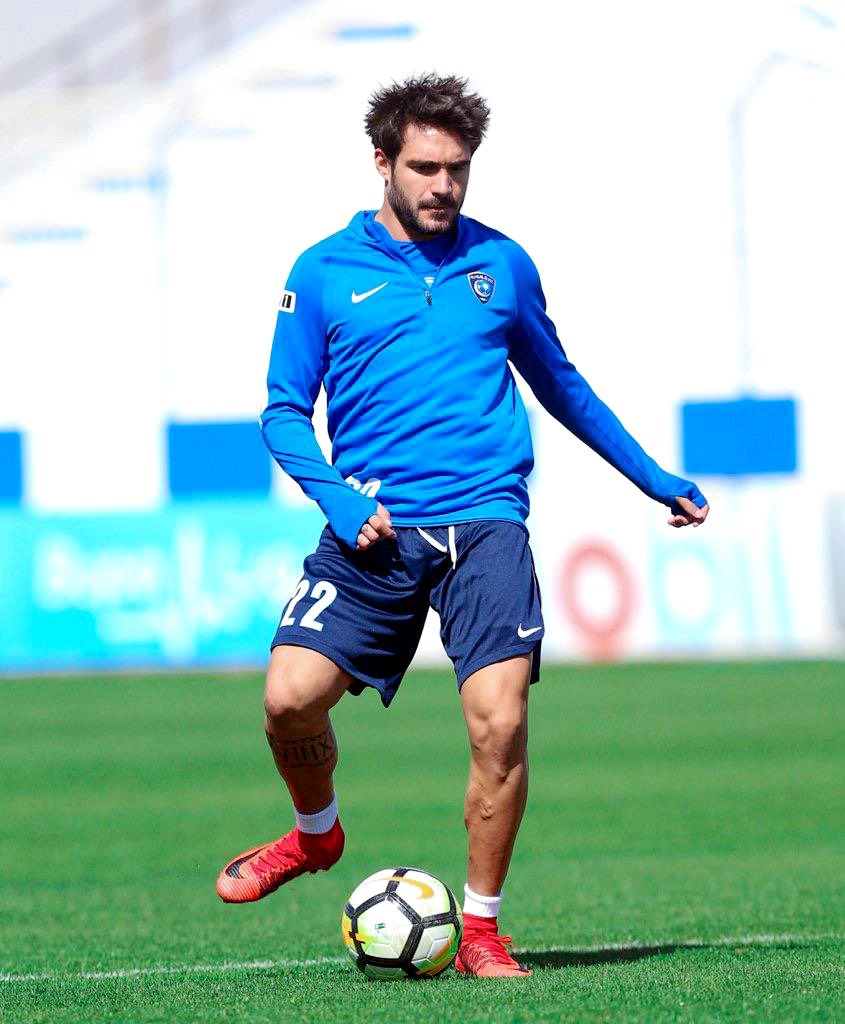 الهلال يوقع اتفاقية إنهاء عقد مع سيروتي