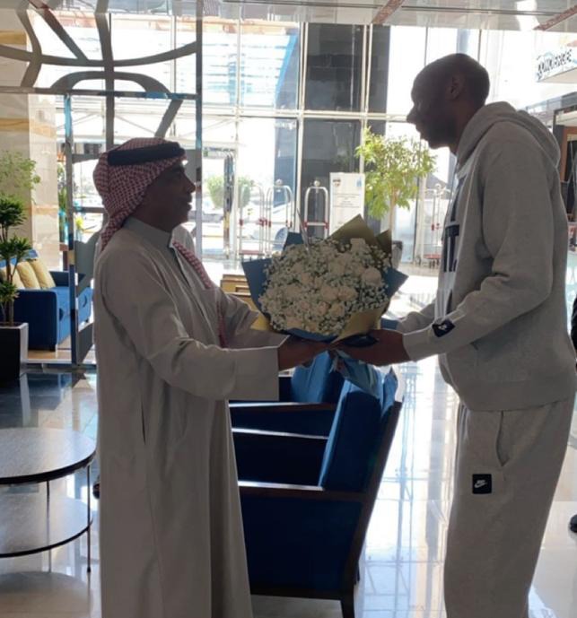 بعد تعرضه لتمدد في الرباط الصليبي