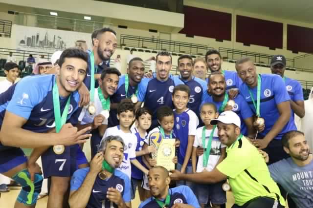 طائرة الهلال أبطالاً للدوري للمرة السابعة عشر دون أي خسارة