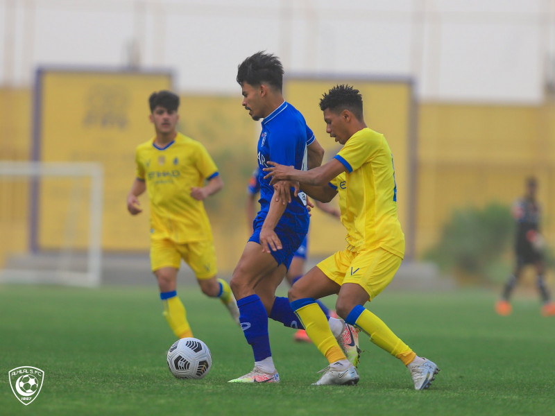 شباب الهلال يتعادلون مع النصر