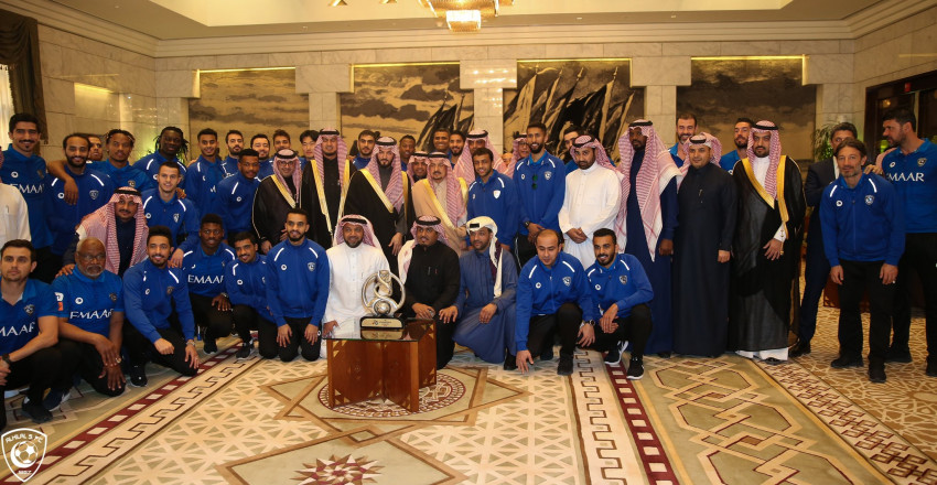 الأمير فيصل بن بندر يستقبل الهلال