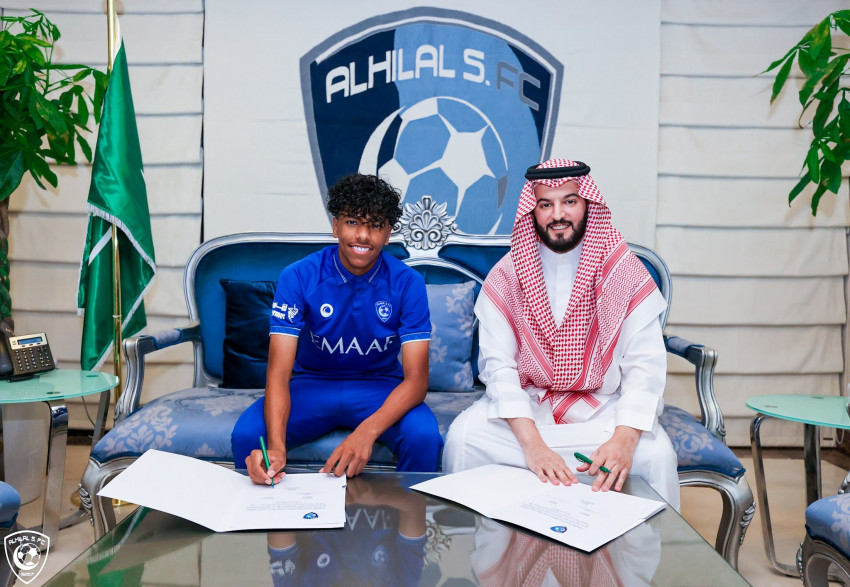 الهلال يوقّع مع 
