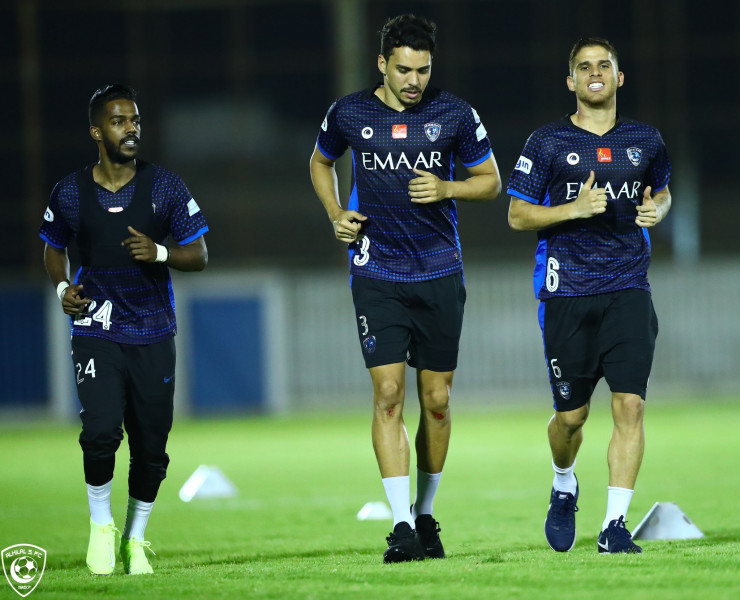 الهلال يعاود تدريباته