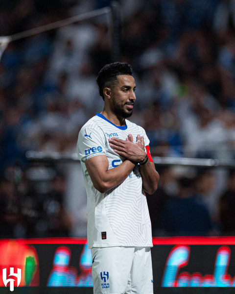 الهلال يتغلب على 