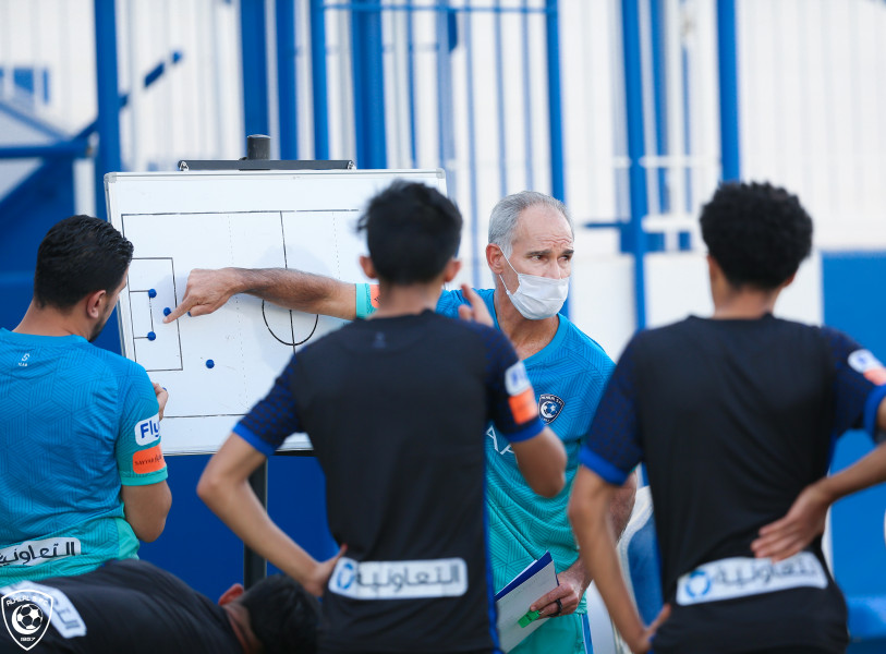 شباب الهلال يتأهب للدوري