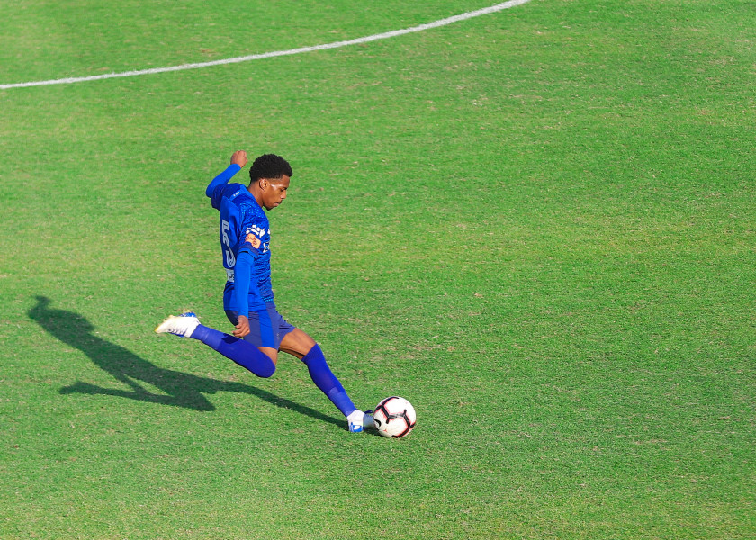 ناشئو الهلال يكسبون 