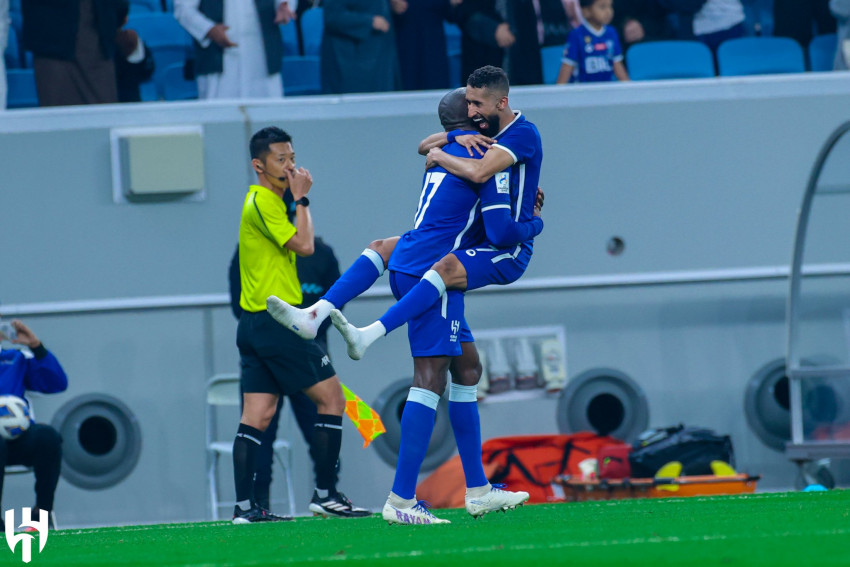 الهلال يتخطى 