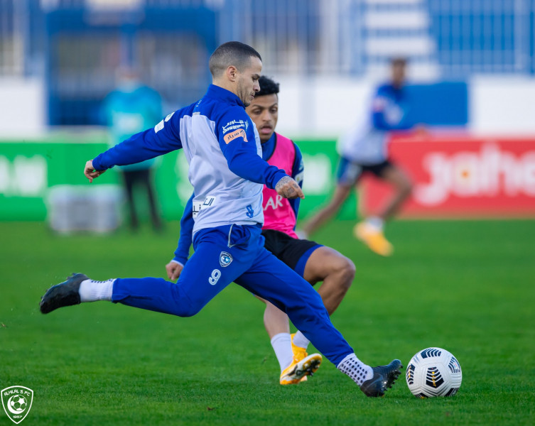 الهلال يعاود تدريباته
