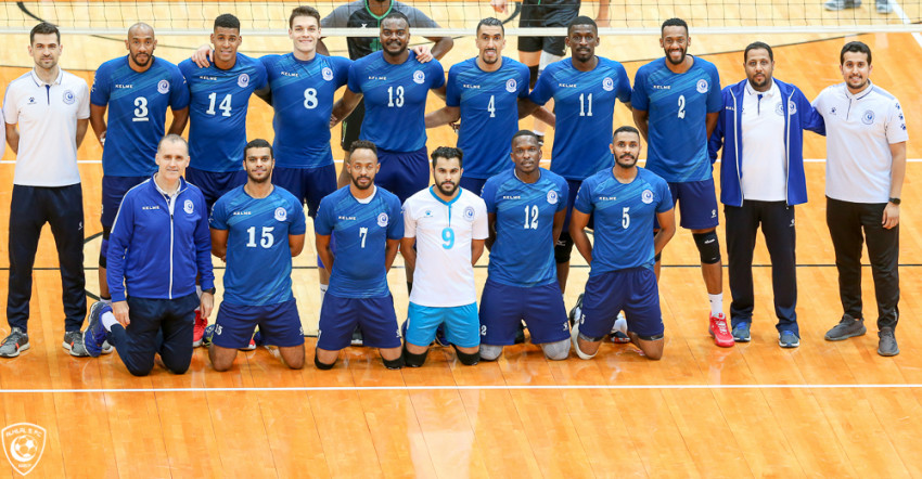طائرة الهلال تتغلب على 