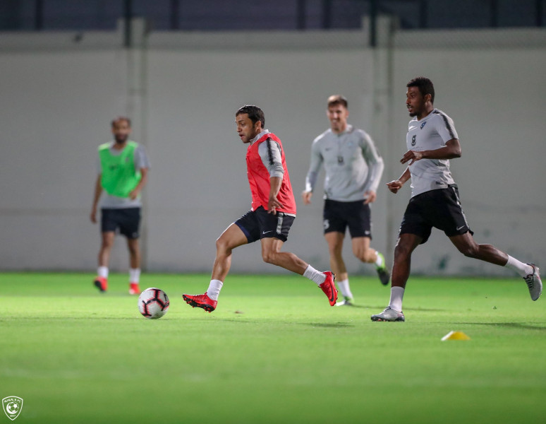 الهلال يعاود تدريباته