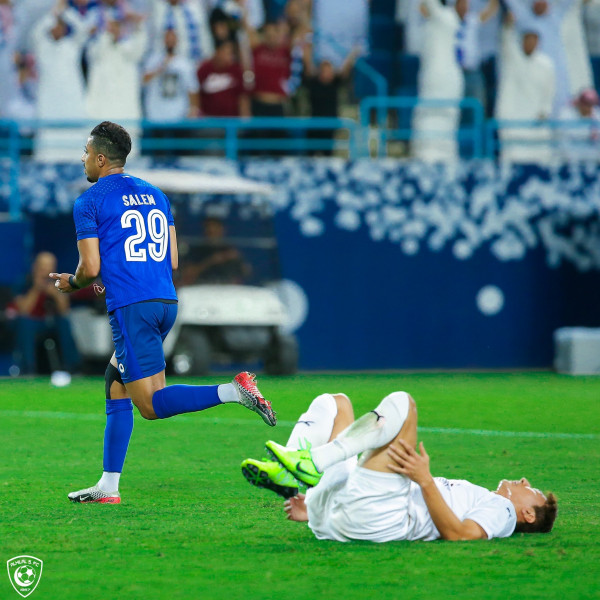 الهلال إلى نهائي القارة