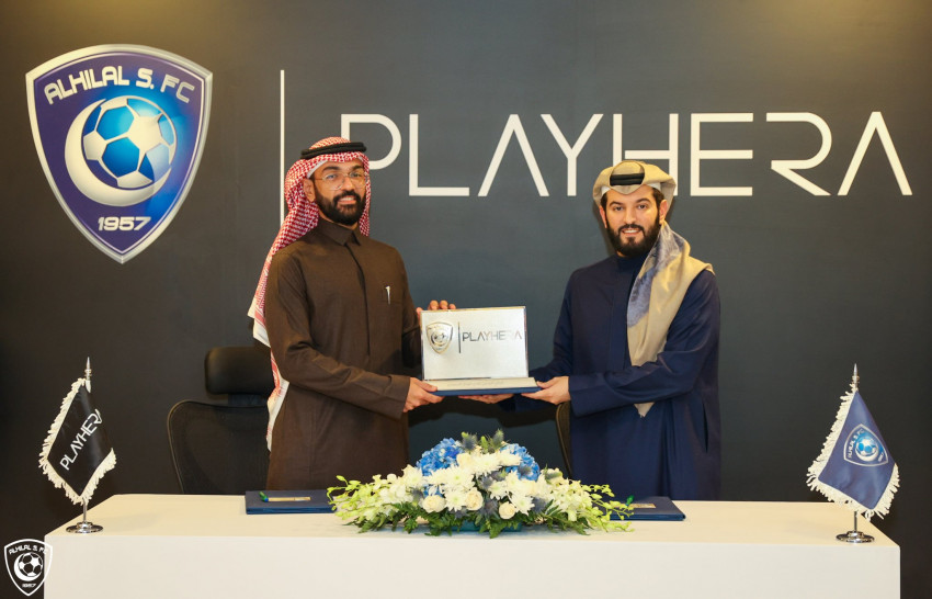 الهلال يوقع مع 