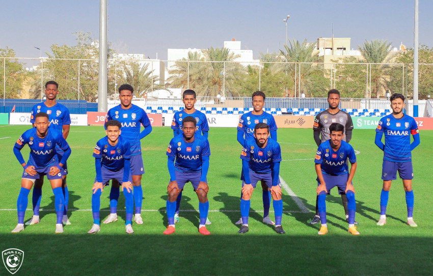 شباب الهلال يكسبون 