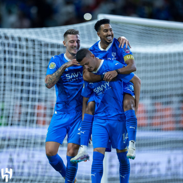 الهلال يتغلب على 