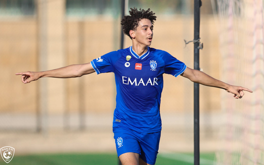 هلال 17 يكسب الحزم بثلاثية