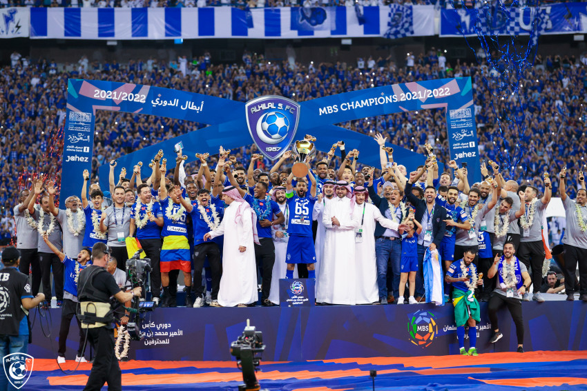 الهلال بطلاً للدوري للمرة الثامنة عشرة
