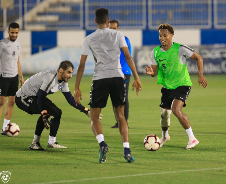 الهلال يستأنف تدريباته