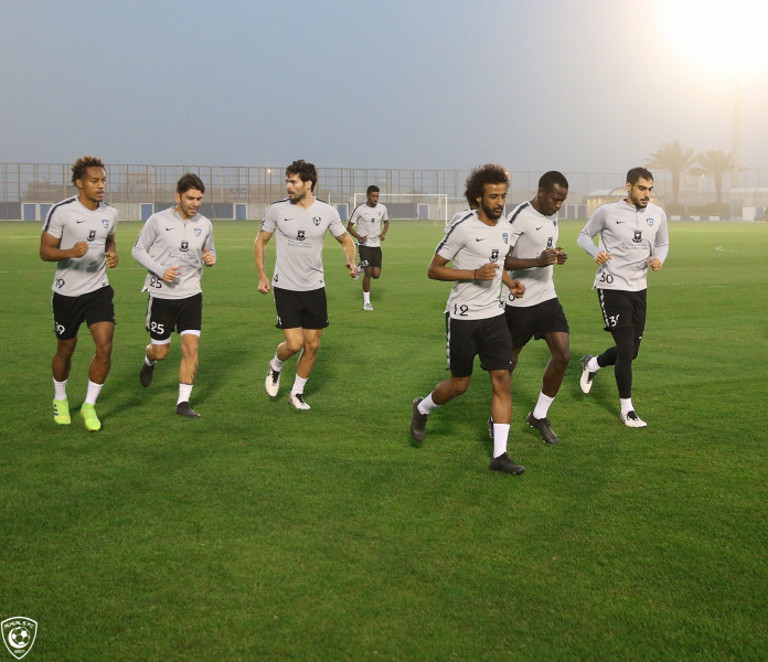 الهلال يعاود تدريباته