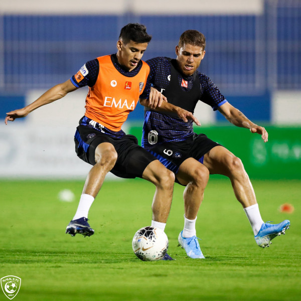 الهلال  يستأنف تدريباته