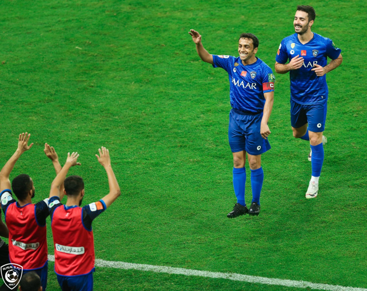 الهلال يكسب عرعر برباعية