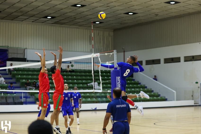 شباب طائرة الهلال يخسرون لقاء 