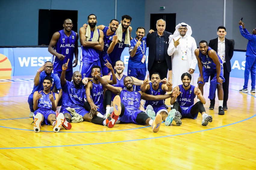 سلة الهلال تتغلب على البشائر العماني