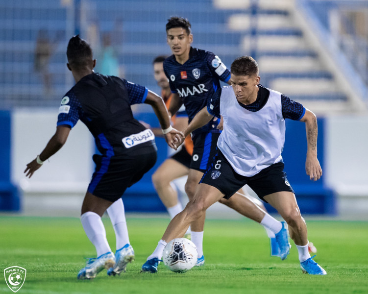 الهلال يستأنف تدريباته