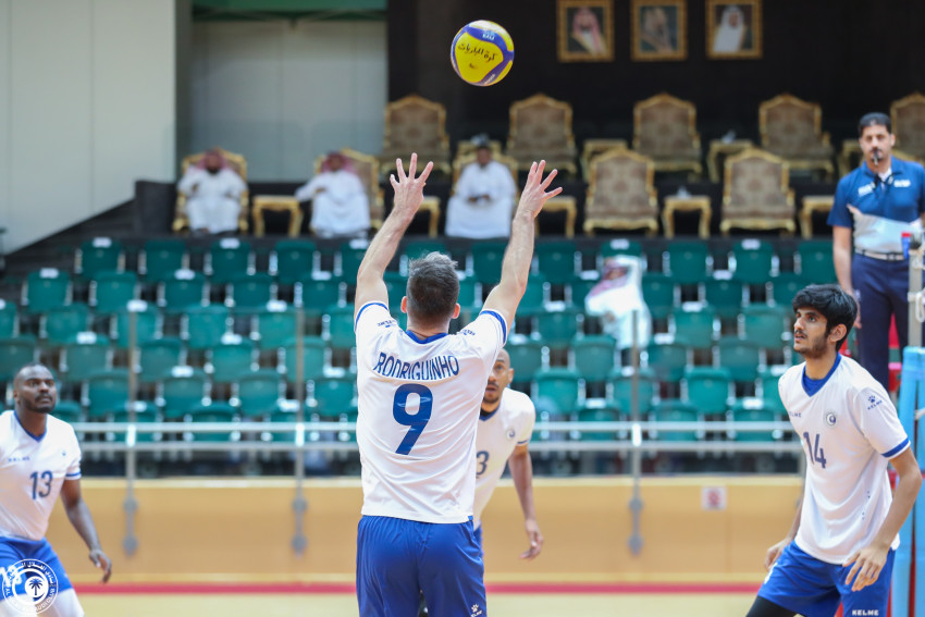 طائرة الهلال تخسر لقاء ضمك