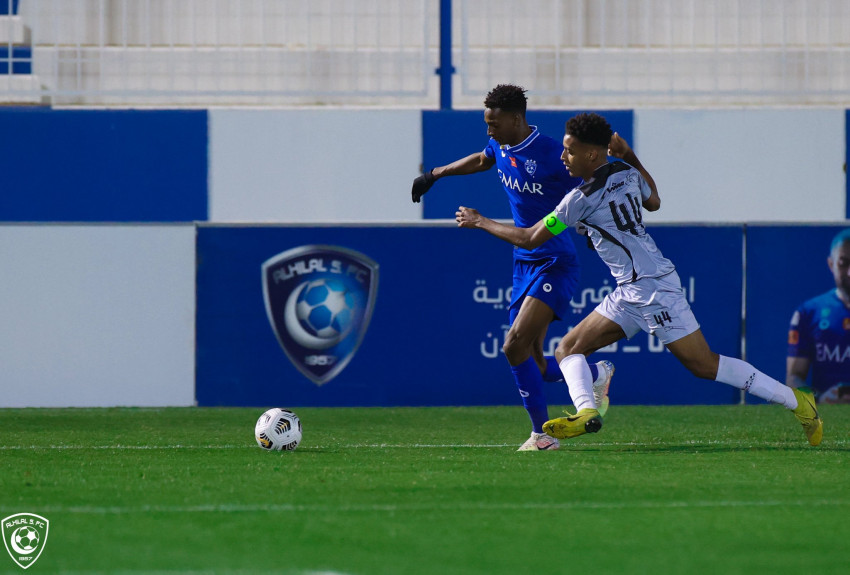 شباب الهلال يتغلبون على 